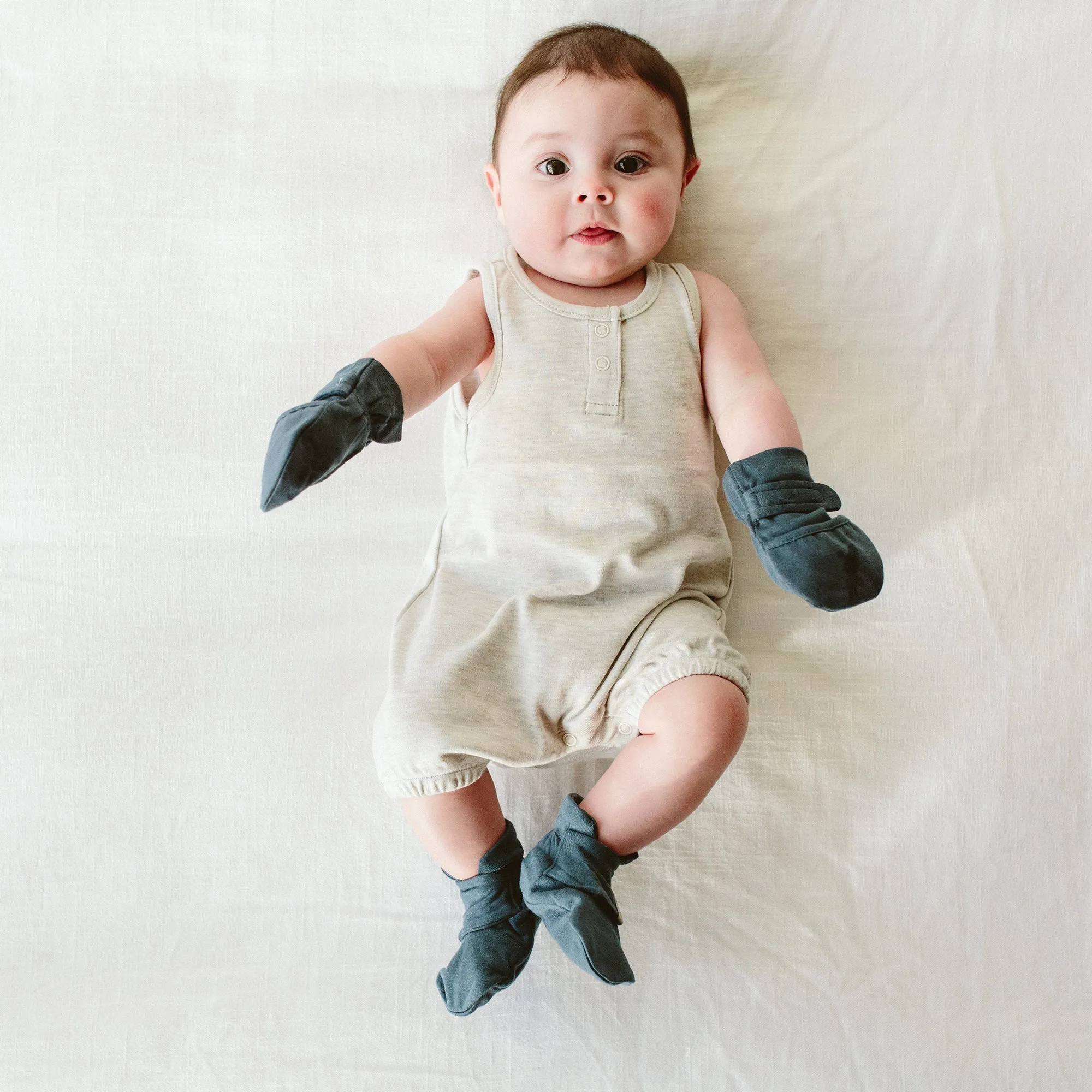 BOOTS | MIDNIGHT by goumikids