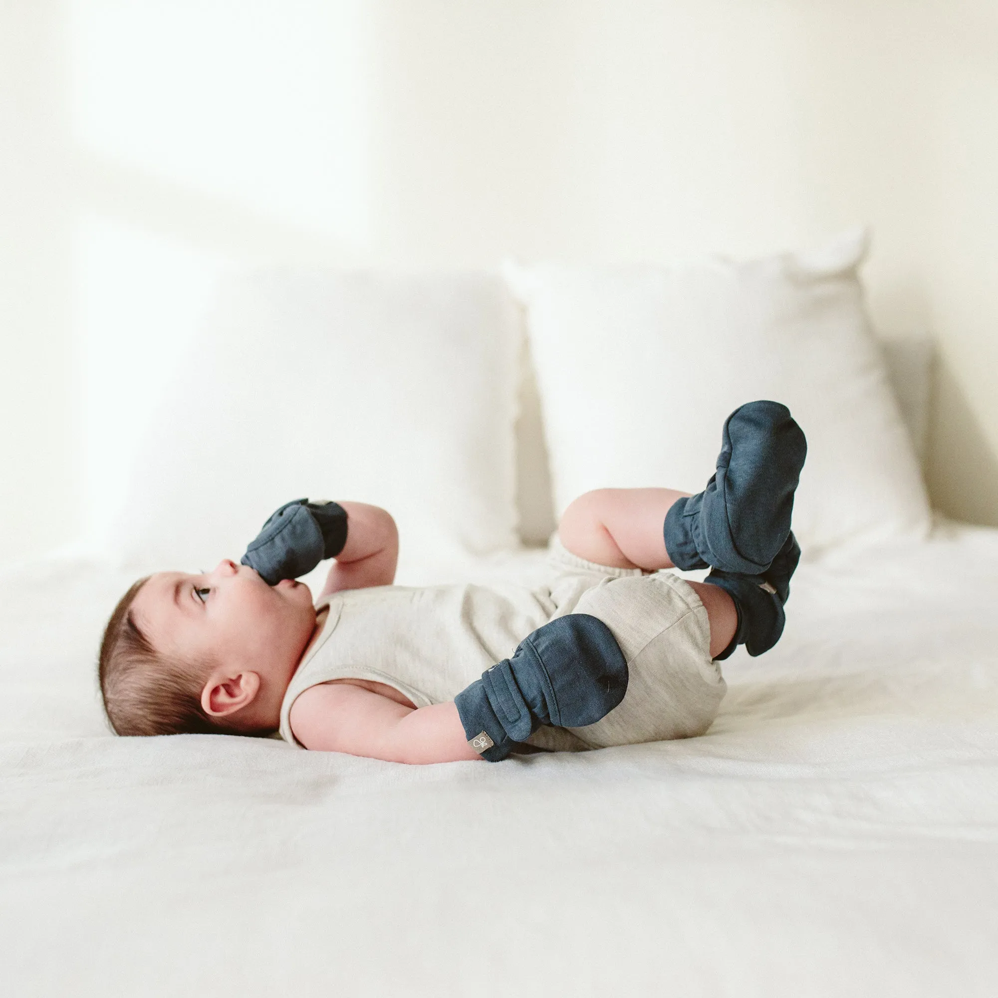 BOOTS | MIDNIGHT by goumikids