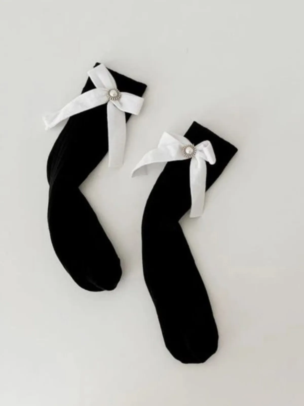 Classy Steps Pearl Bow Knee-High Socks