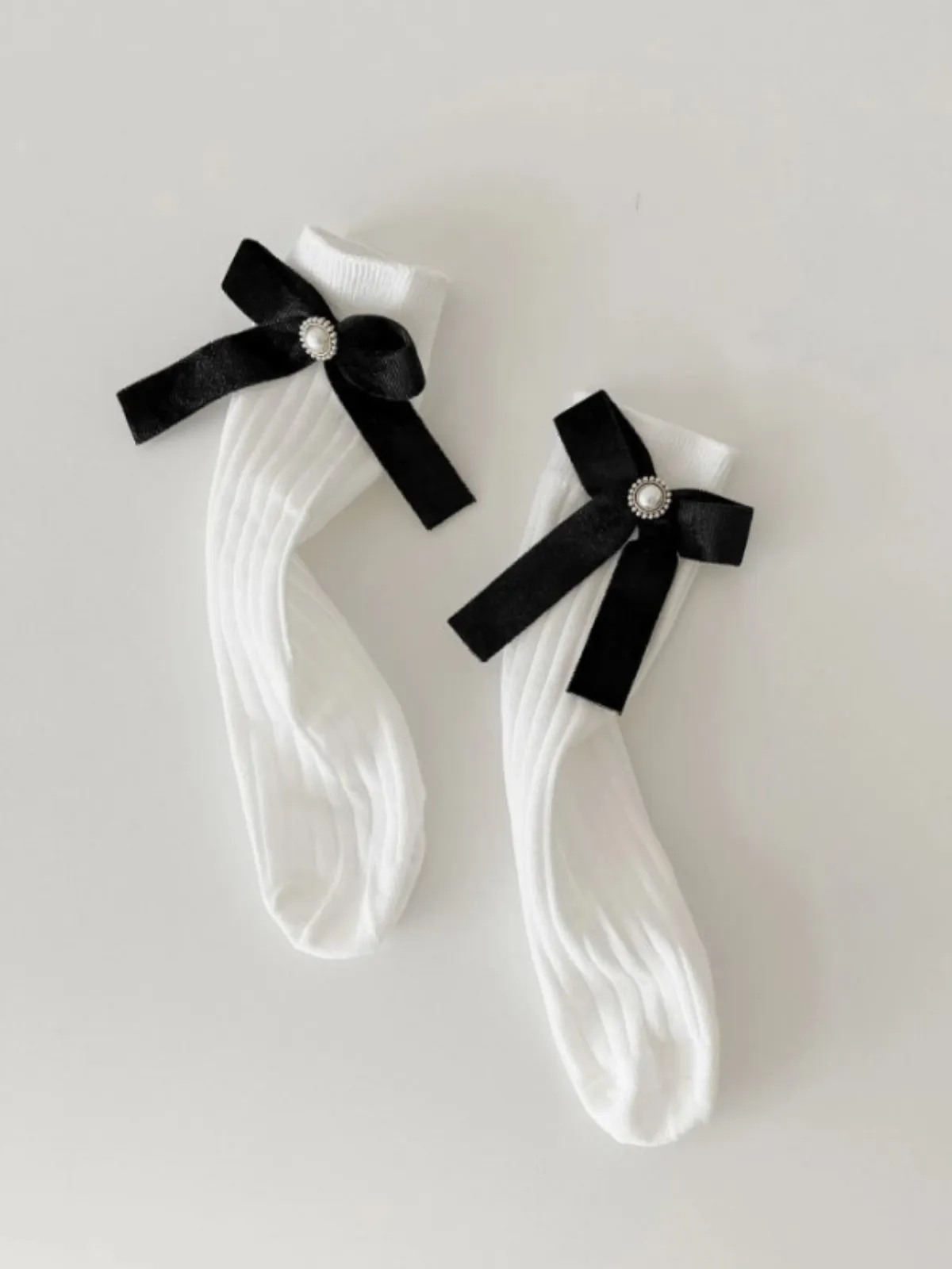 Classy Steps Pearl Bow Knee-High Socks