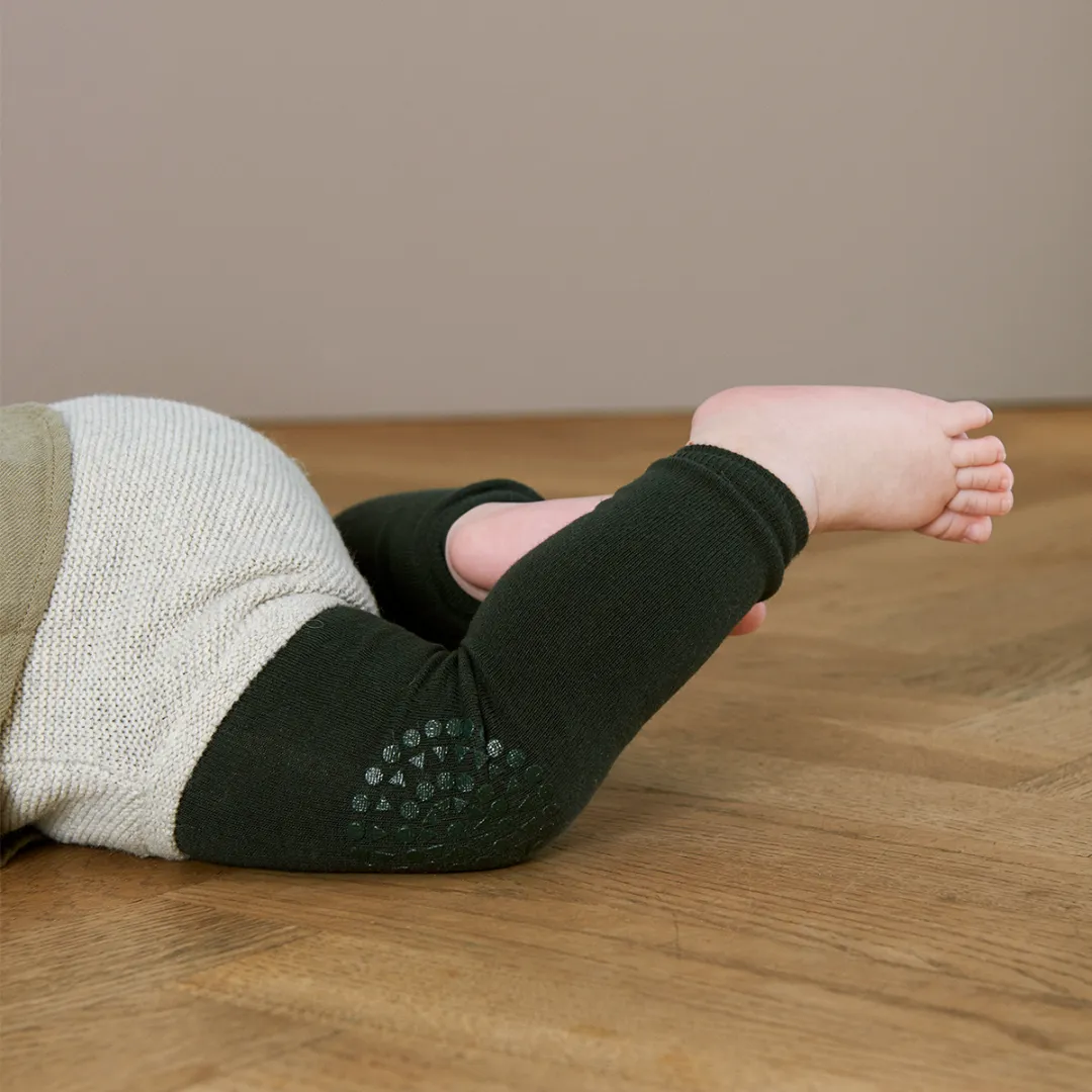 Non-slip crawling leggings with grip for babies and toddlers - Forest Green