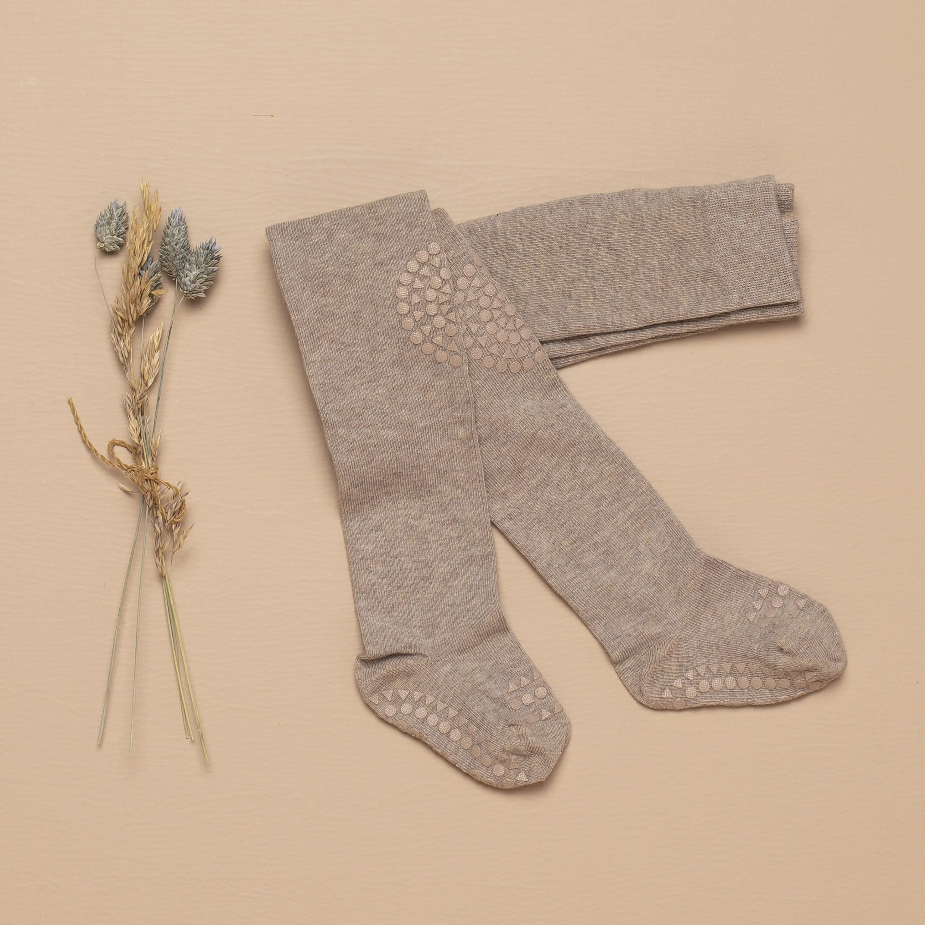 Non-slip crawling tights with grip for babies and toddlers - organic cotton - Sand